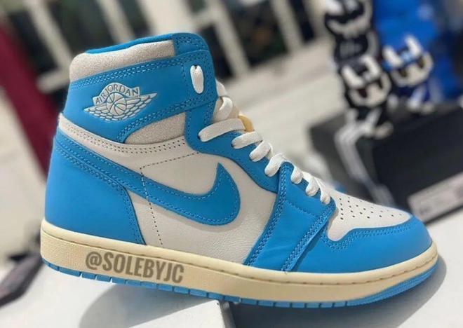 White x AJ1」平替曝光发售确认！九游会j9登陆周杰伦最爱！北卡蓝「Off-(图3)